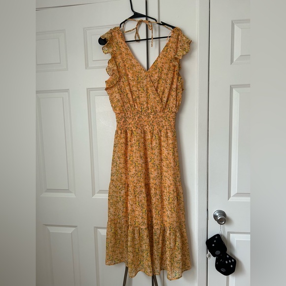 Dress - Picture 4 of 4